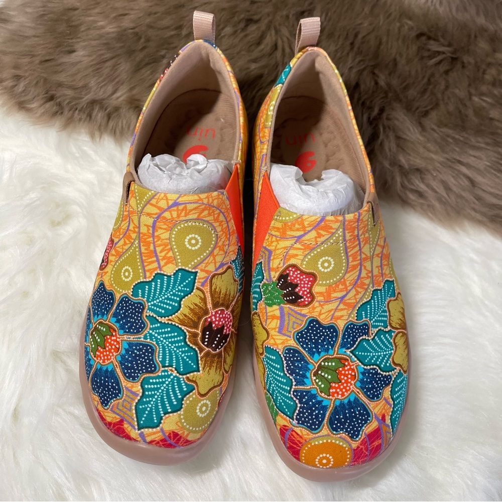 UIN Women Comfortable Travel Shoes/Batik Flower/US7.5
